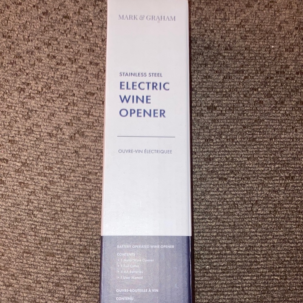 Electric wine opener